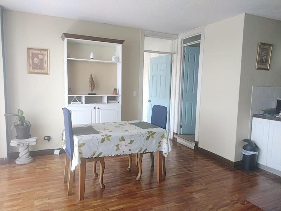 גואטמלה Apartamento 505 Cortijo Reforma Zona 9 מראה חיצוני תמונה